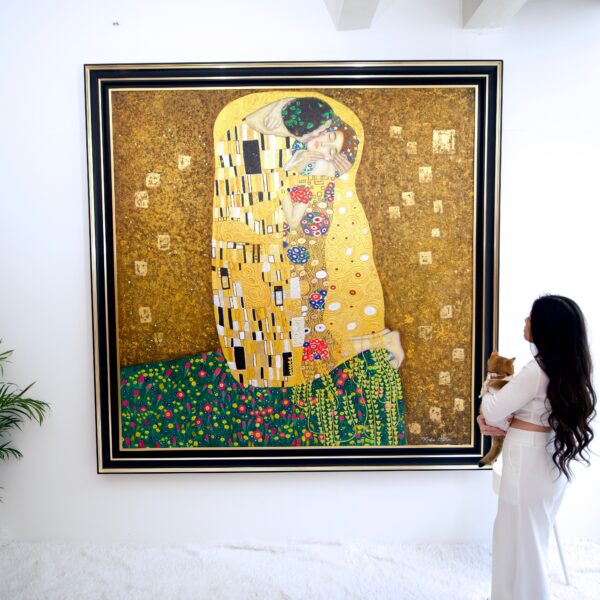 Il Bacio – Un Capolavoro Rielaborato di Gustav Klimt dal Maestro Apollon | 200 x 200 cm Copia di arte 2025-01-22 2