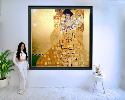 Ritratto Reimmaginato di Adele Bloch-Bauer da Master Apollon | 200 x 200 cm Pittura Originale in Vendita 2025-04-17 5